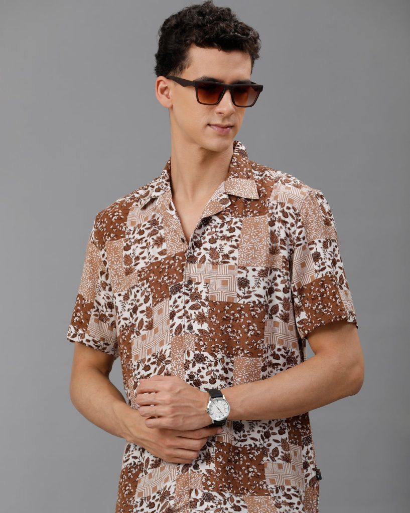 Men Slim Fit Cuban Collar Printed Shirt In Brown.