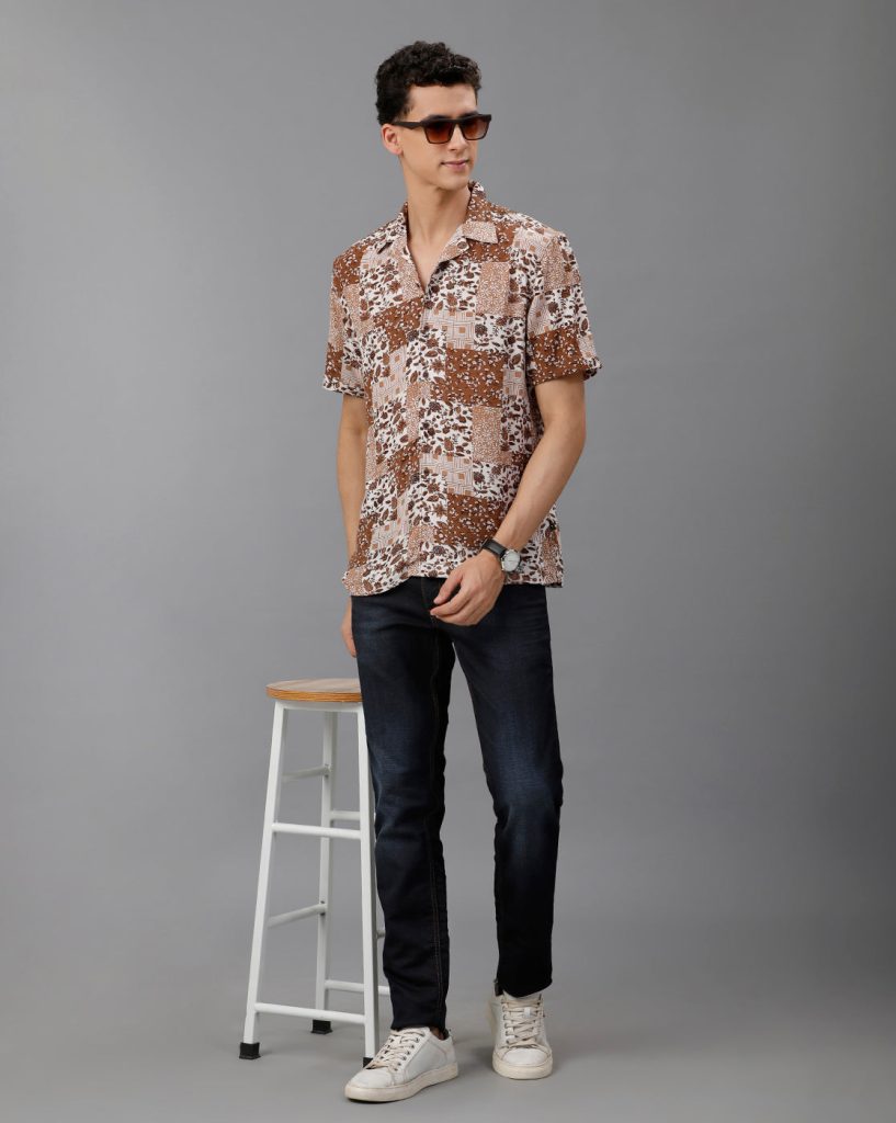 Men Slim Fit Cuban Collar Printed Shirt In Brown.