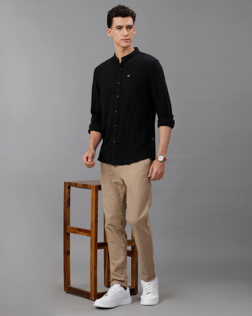 Men Slim Fit Mandarin Collar Solid Knit Shirt In Black.