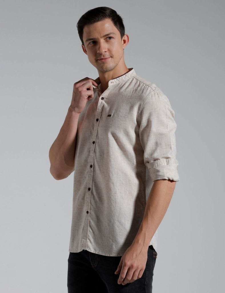 Men Slim Fit Mandarin Collar Solid Shirt
