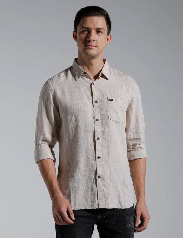 Men Slim Fit Regular Collar Solid Shirt