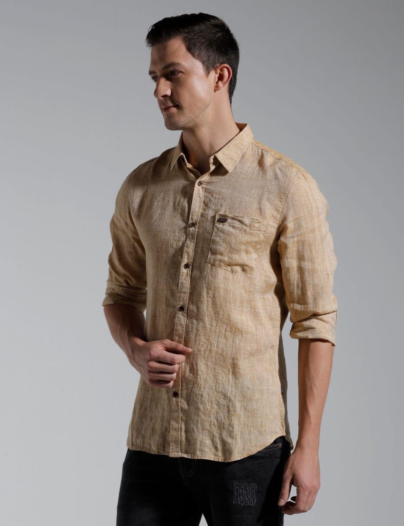 Men Slim Fit Regular Collar Solid Shirt